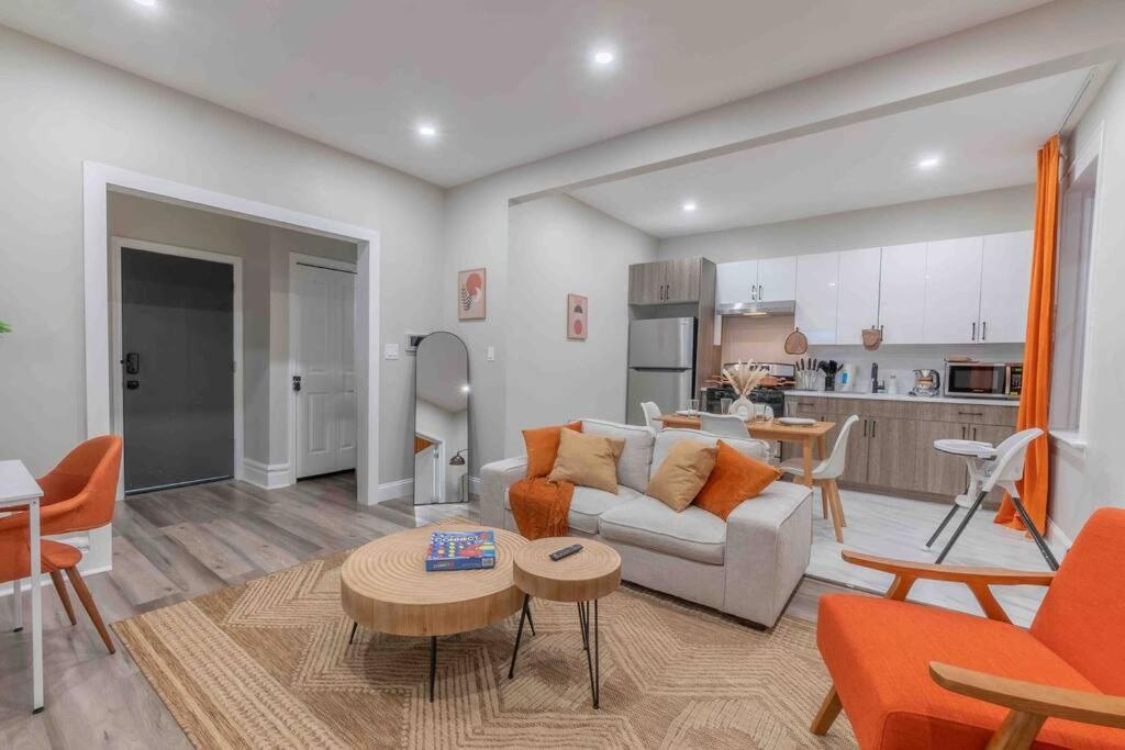 Pumpkin Premise By Airport, 5 Beds, Sleeps 8, Book 7 Days, Get 20 Percent Off Apartment Newark Bagian luar foto
